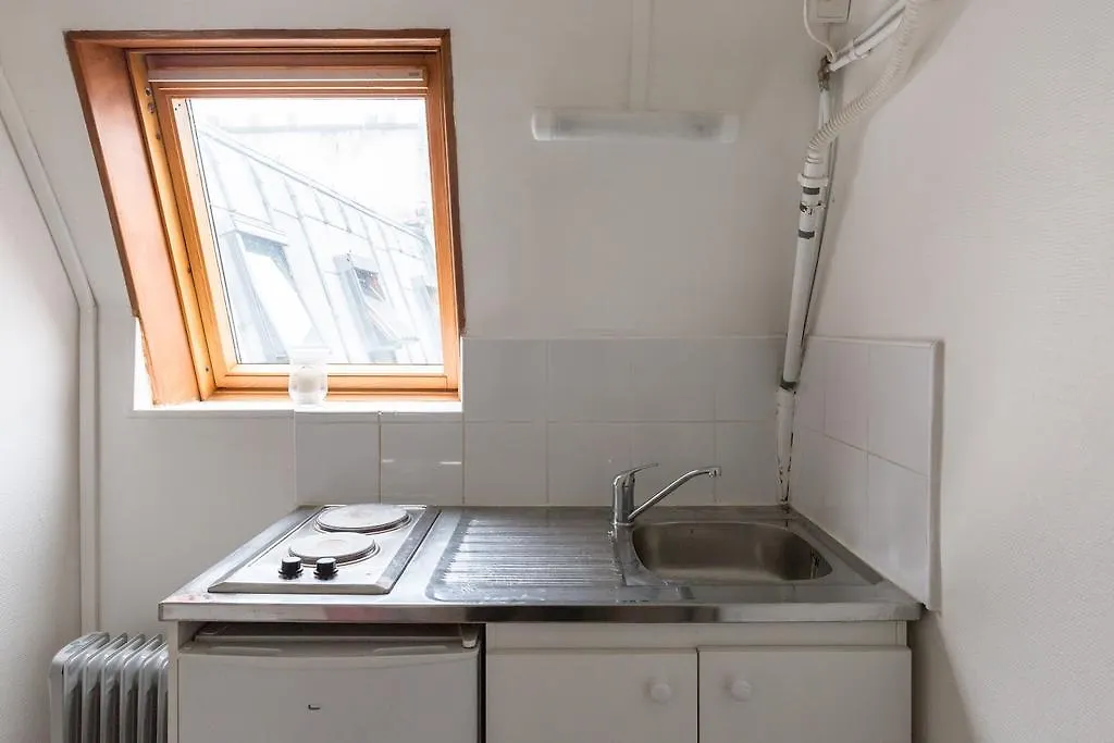 Apartment Studio Champs Elysees